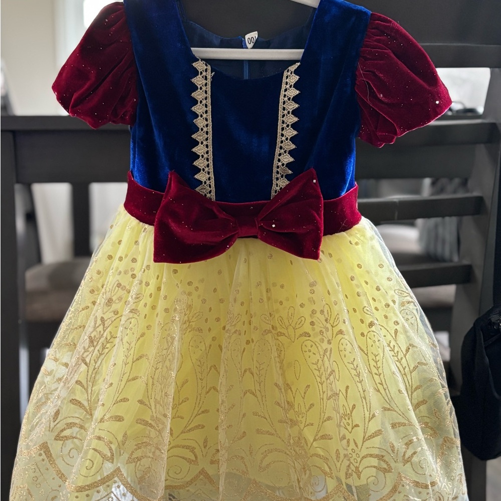 Toddler Snow White dress